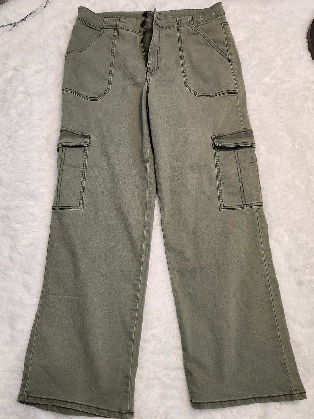 d. jeans Olive Green Straight Leg Cargo Pants